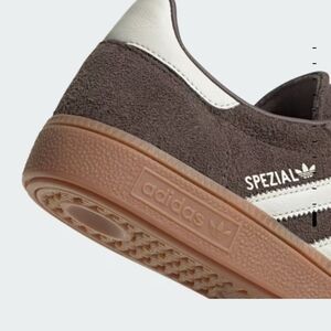 Adidas Handball Spezial size 7.5